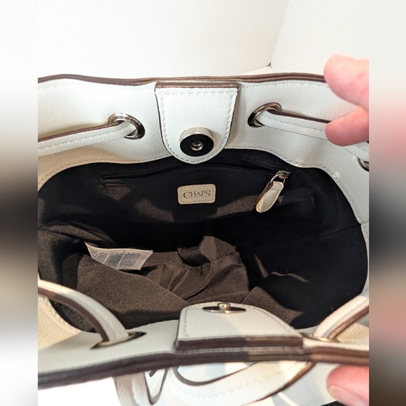 Like New Chaps Elegant White Bucket Bag - Picture 7 of 13